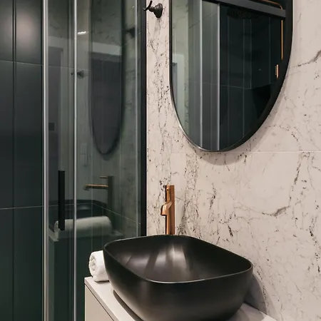 Native Dluga 24i4 アパート *